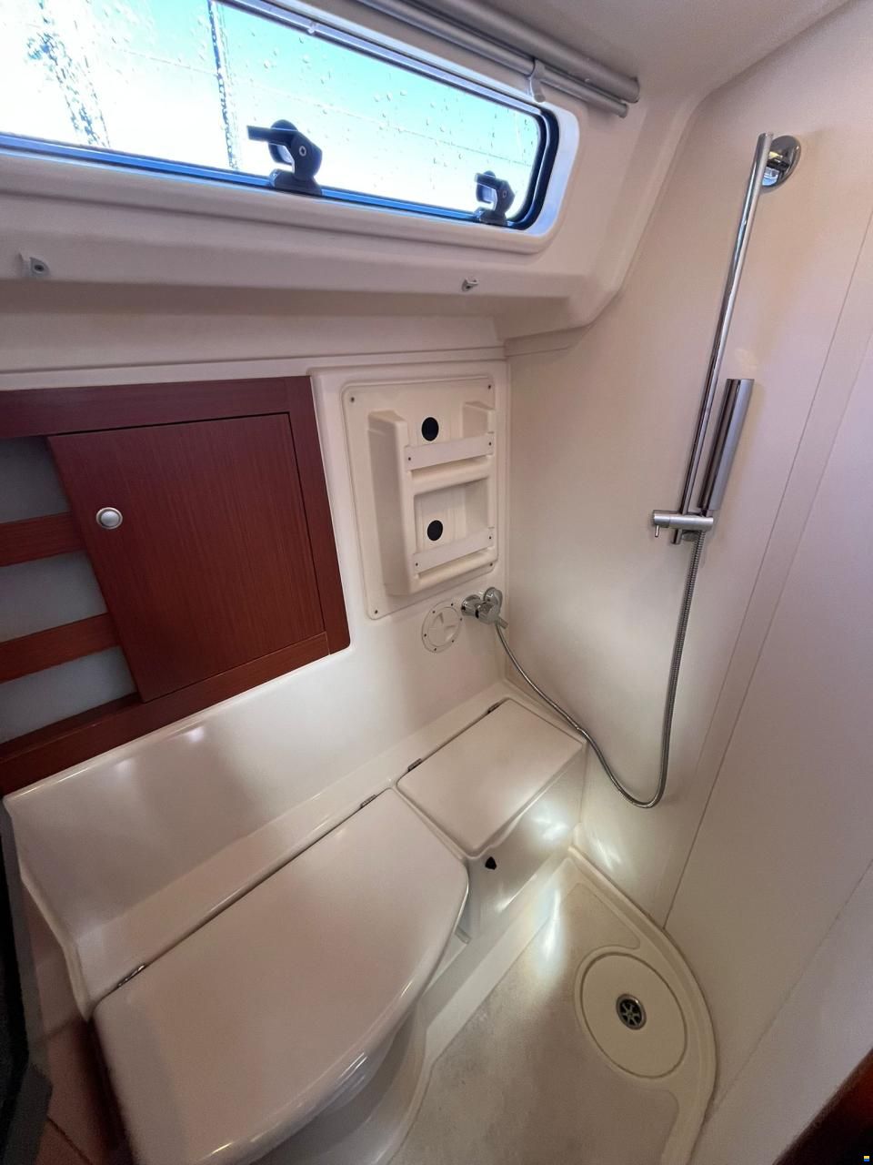 Hanse 385