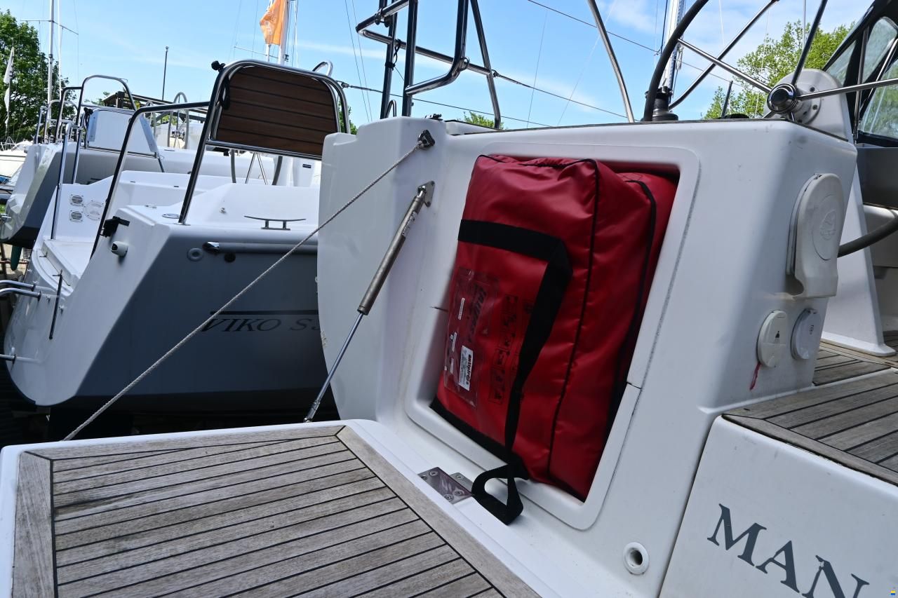 Hanse 385