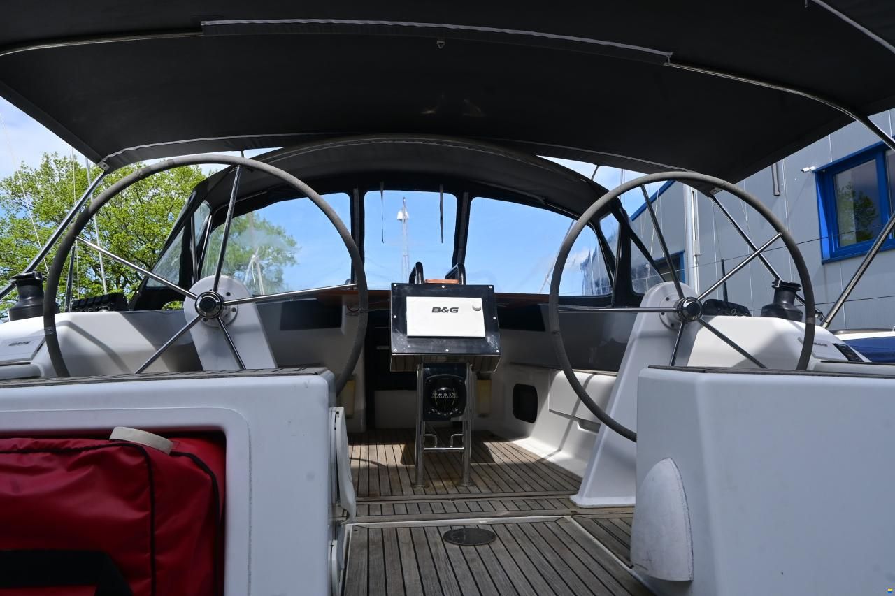 Hanse 385