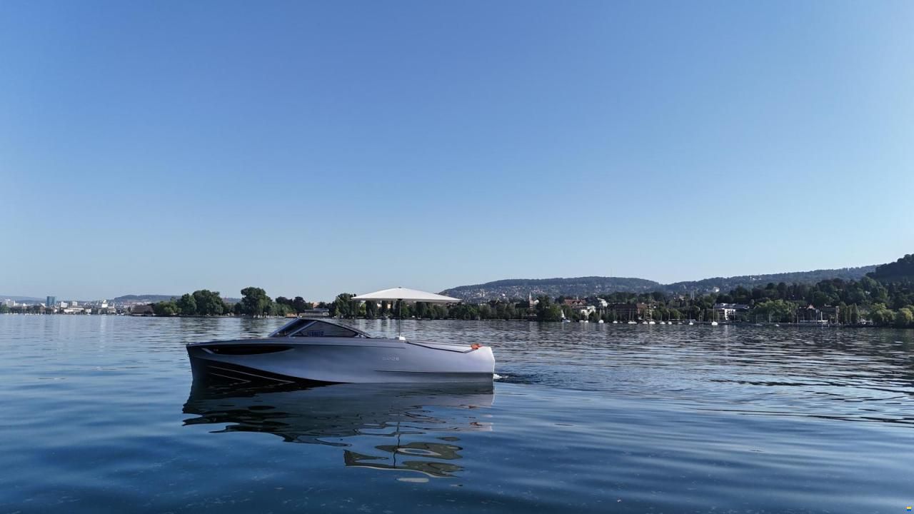 Ganz Boats Ovation 7.6 Cabin