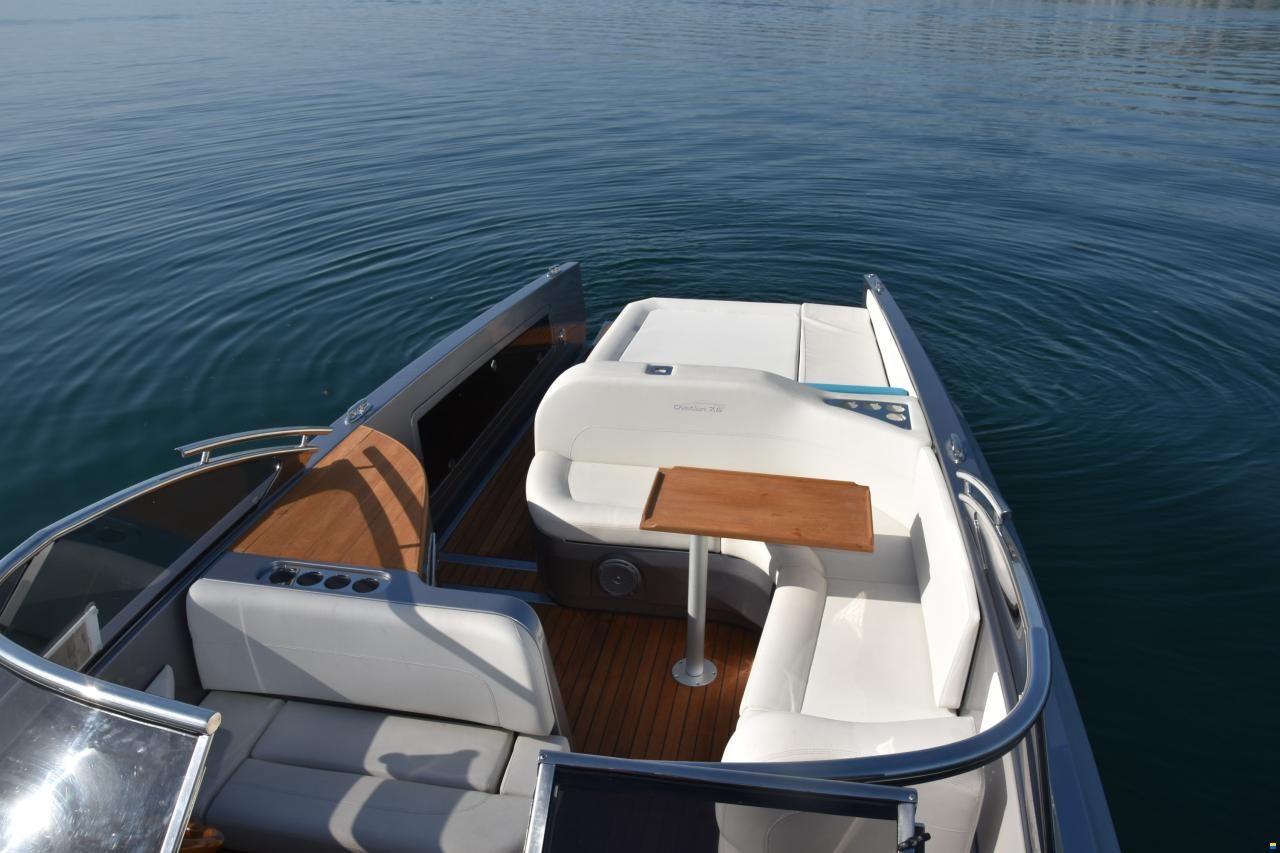 Ganz Boats Ovation 7.6 Cabin