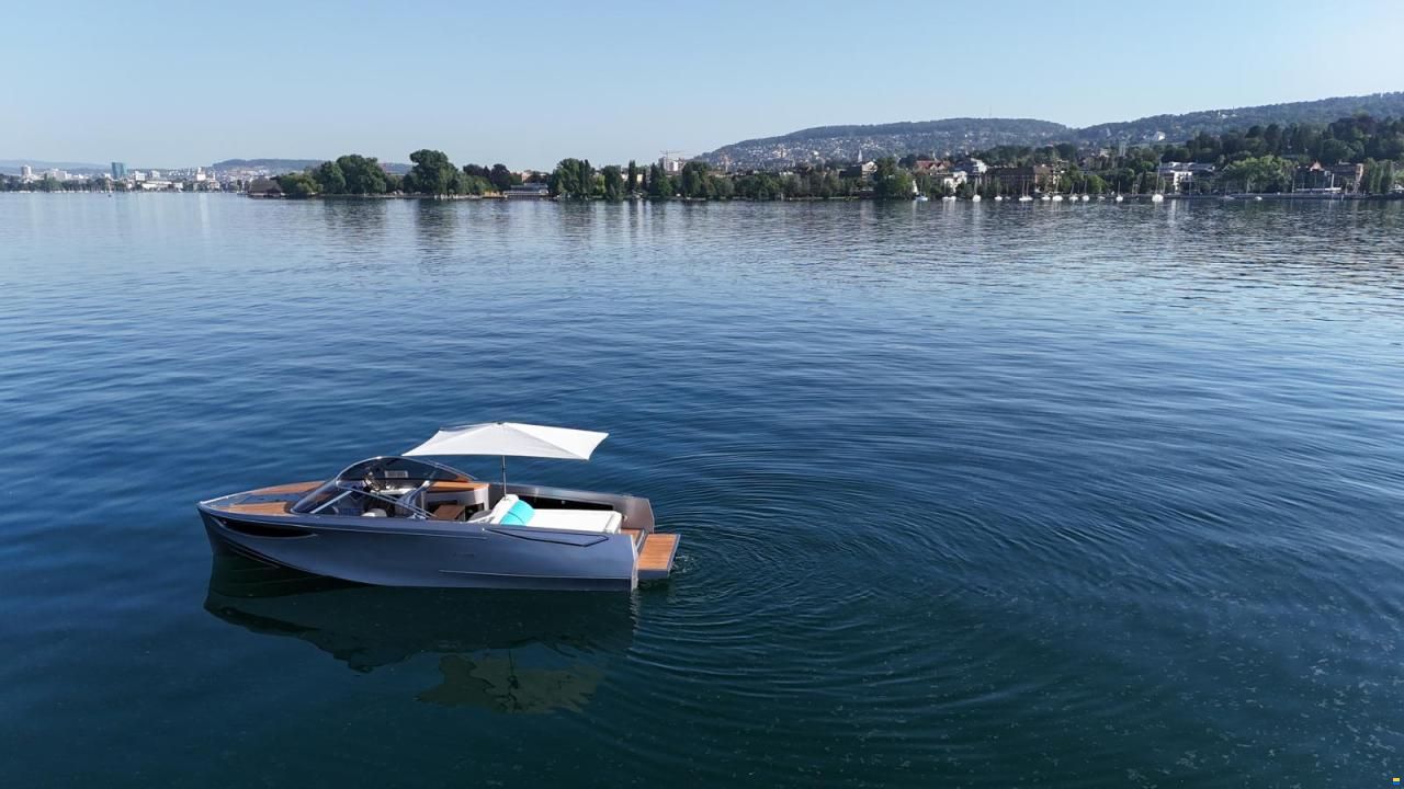 Ganz Boats Ovation 7.6 Cabin