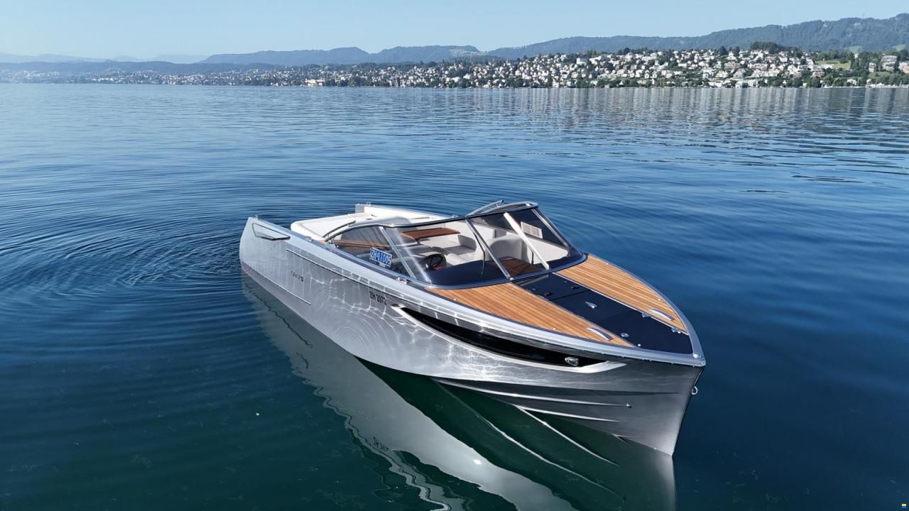 Ganz Boats Ovation 7.6 Cabin
