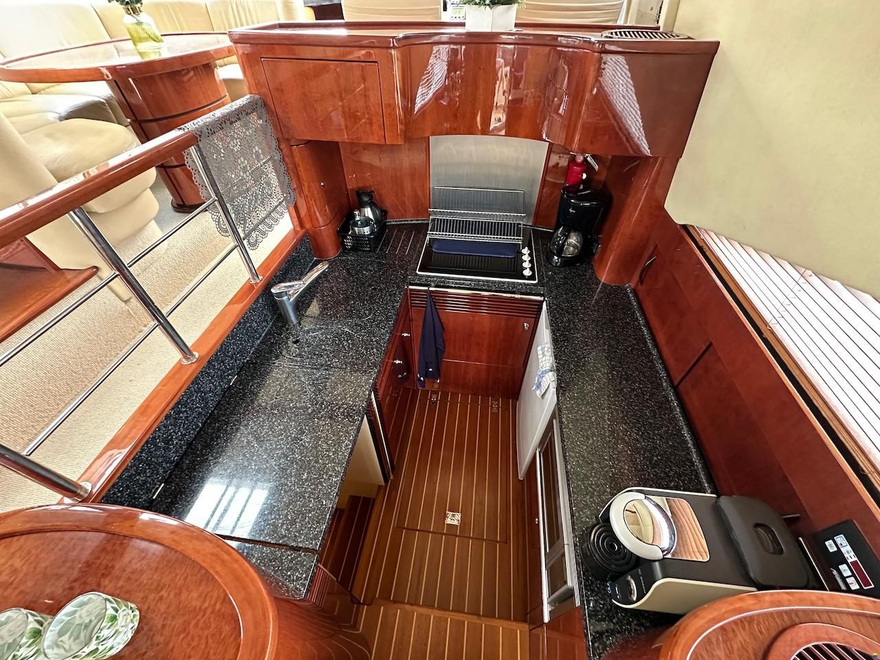 Fairline Squadron 58