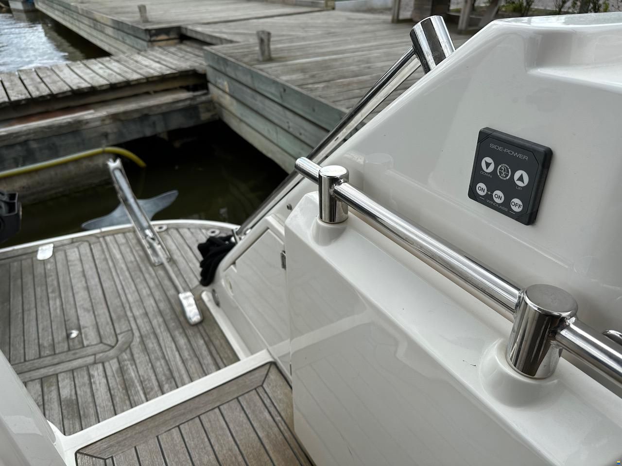 Fairline Squadron 58
