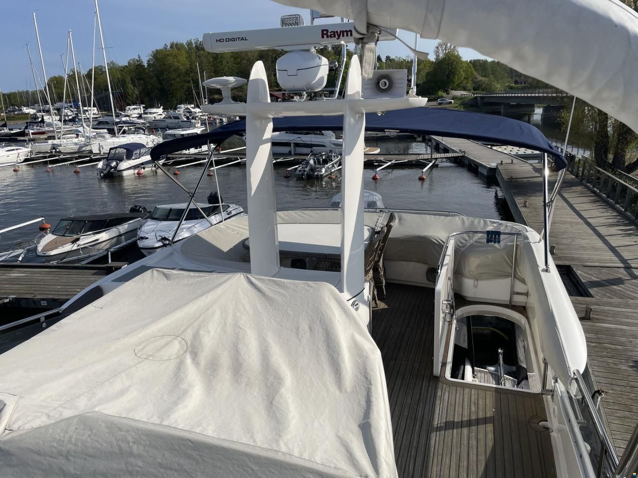 Fairline Squadron 58