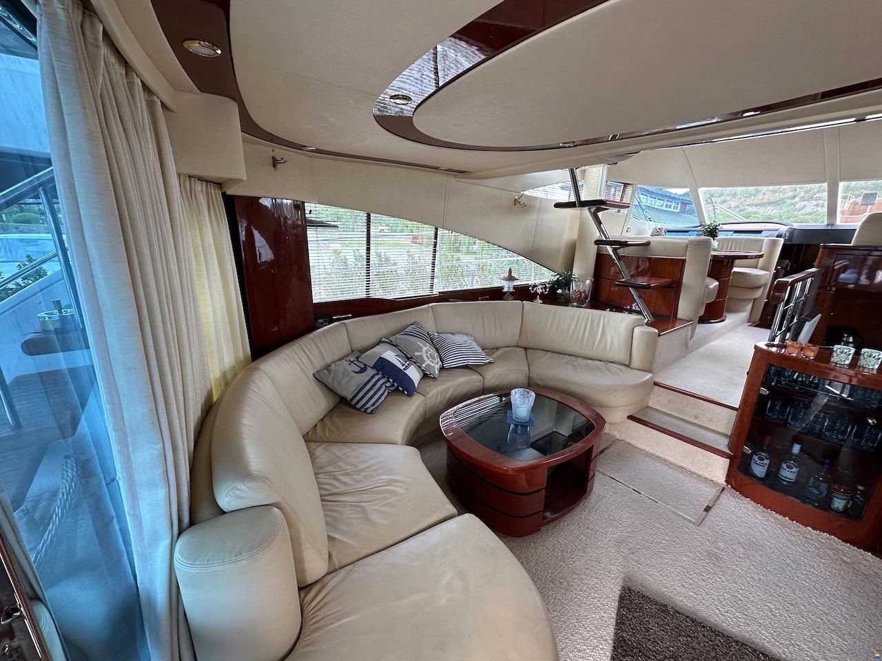 Fairline Squadron 58