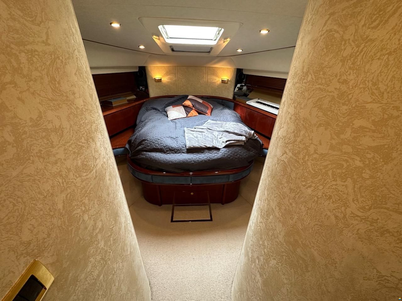 Fairline Squadron 58
