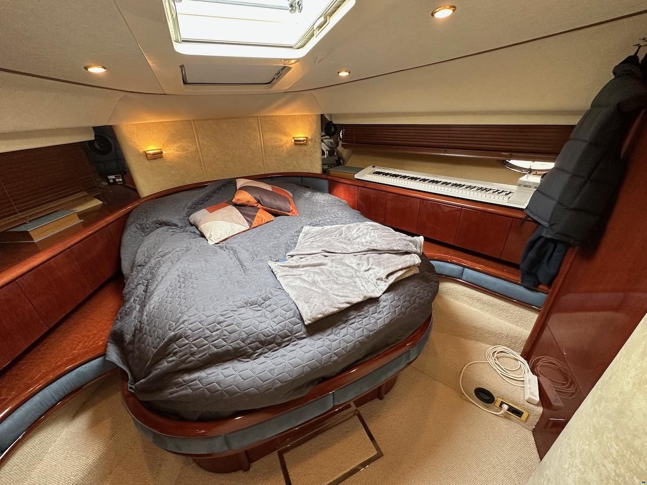 Fairline Squadron 58
