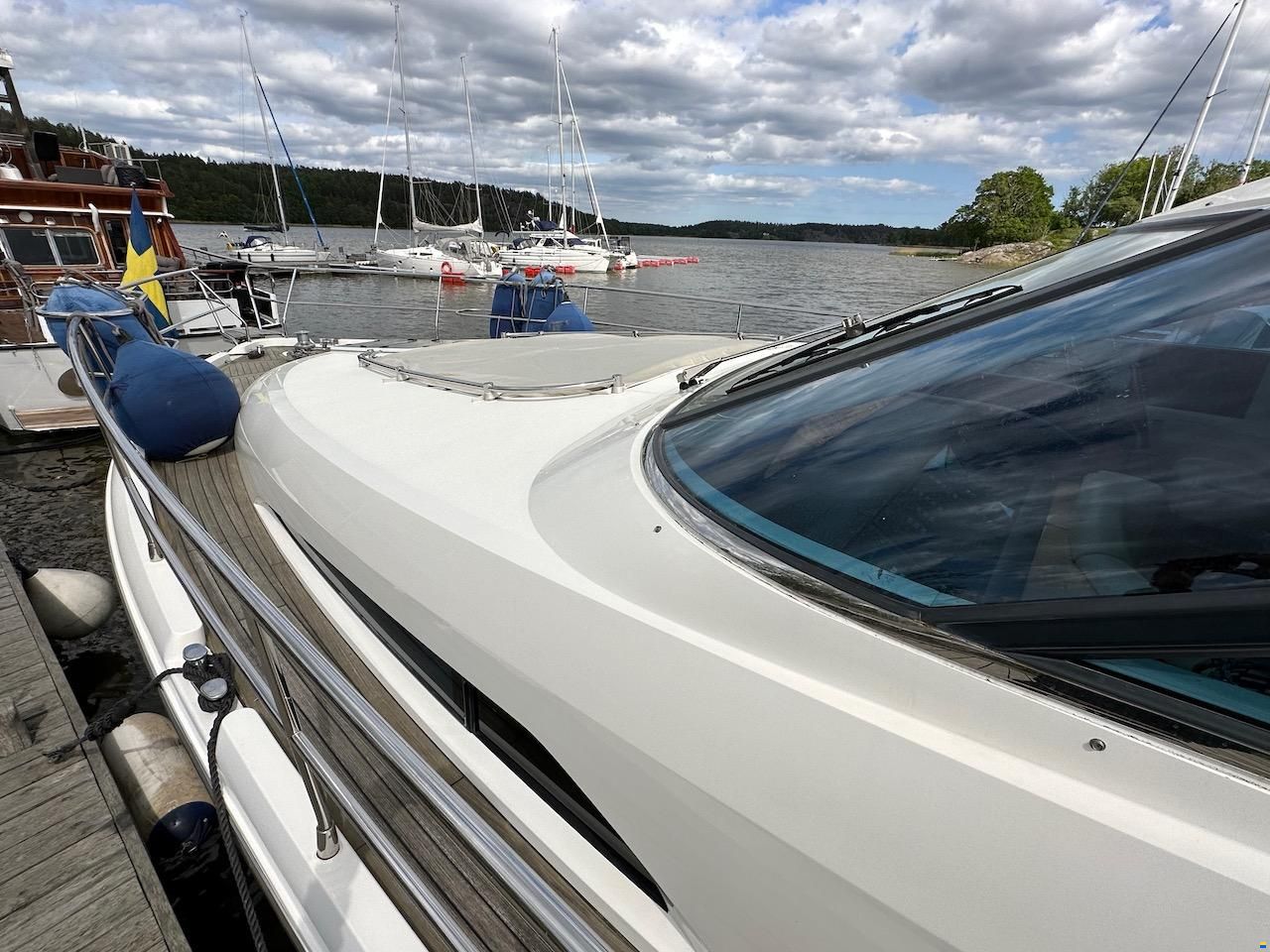 Fairline Squadron 58