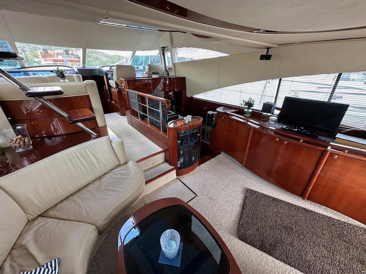 Fairline Squadron 58