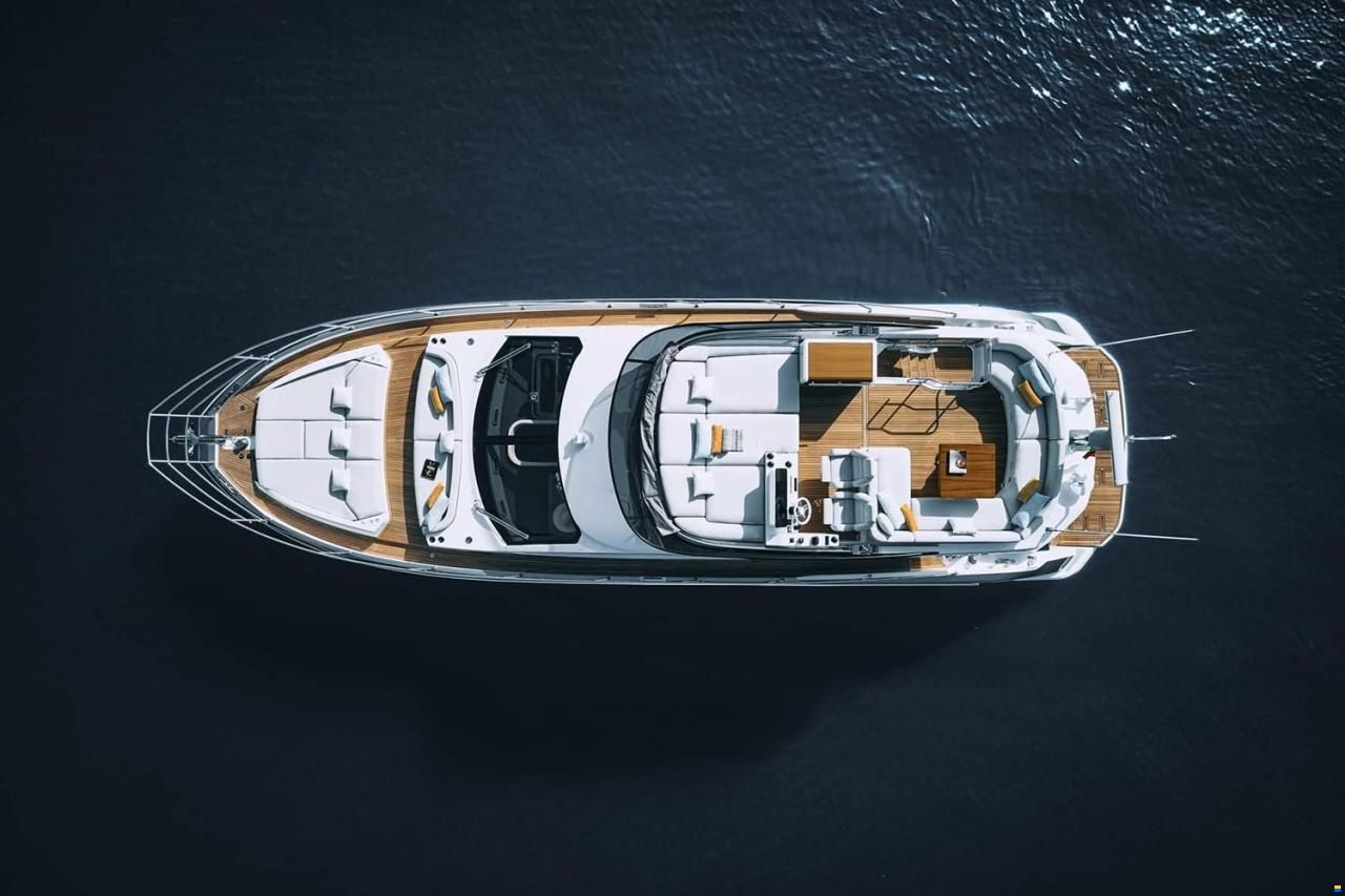 Azimut Fly 53