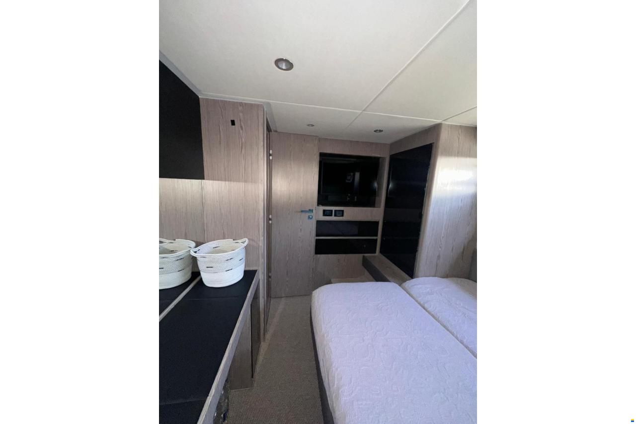 Azimut Atlantis 51
