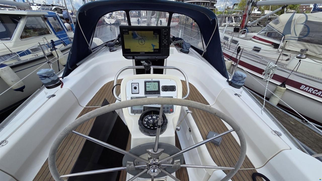 Bavaria 36-2