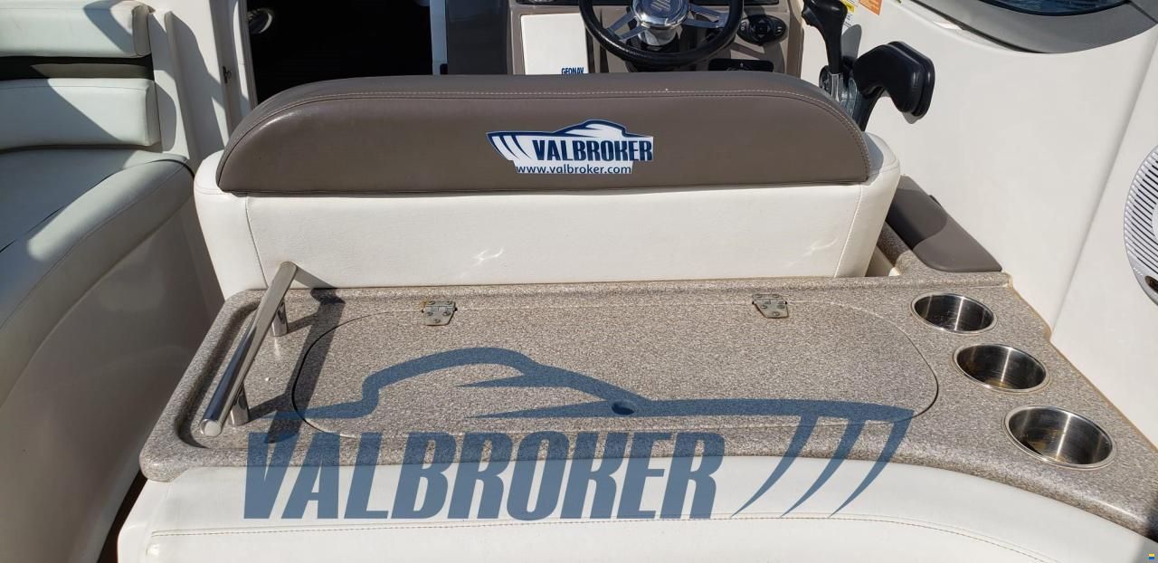 Rinker 280