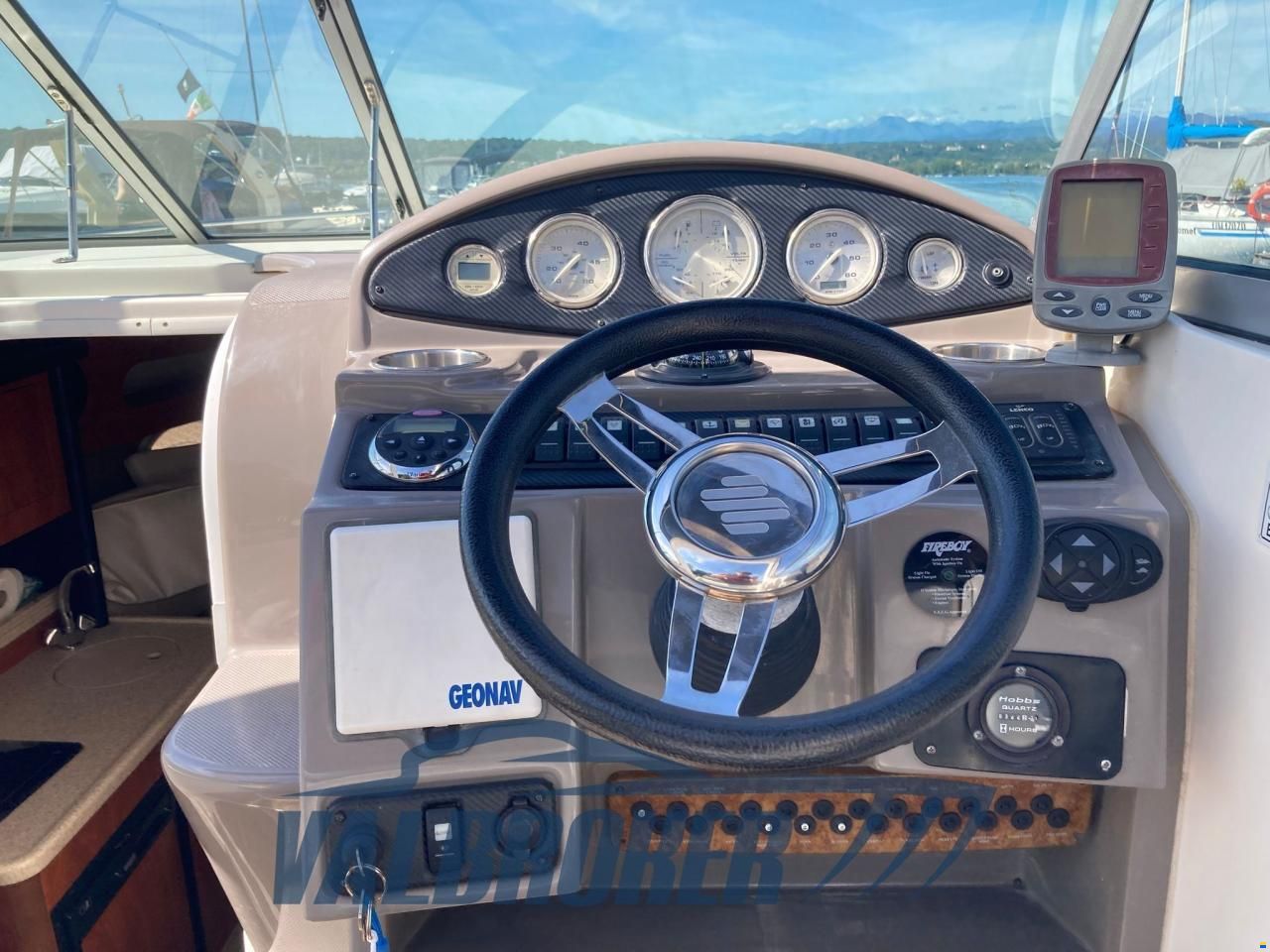 Rinker 280