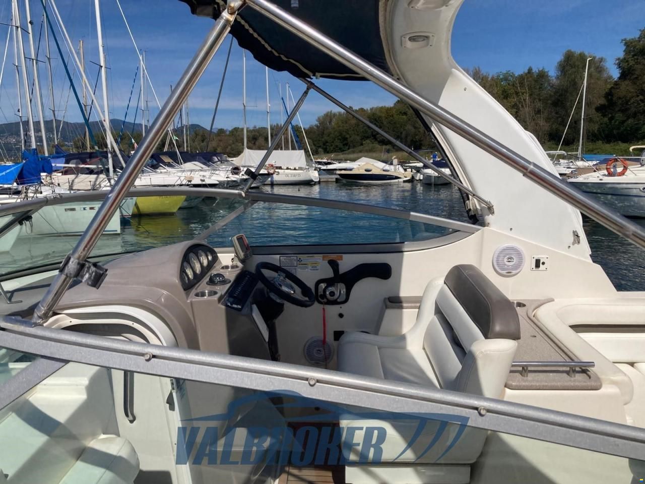 Rinker 280