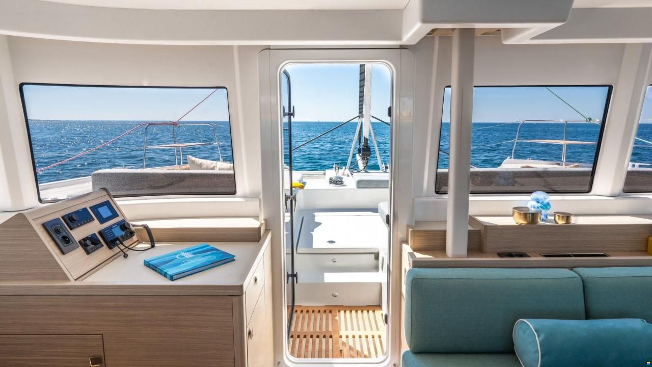 Lagoon 47