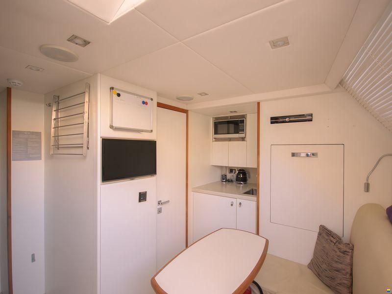 Sunseeker 86 Yacht