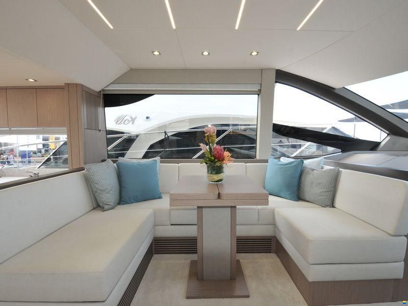 Sunseeker Manhattan 52