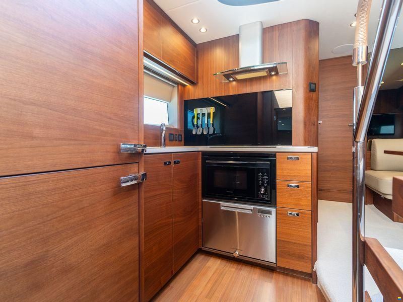Sunseeker V50