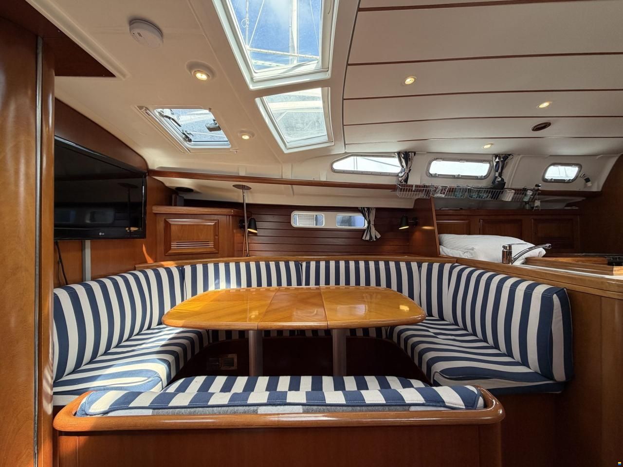 Beneteau Oceanis Clipper 473