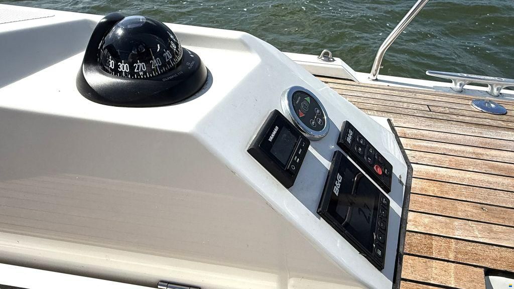 Bavaria C 42