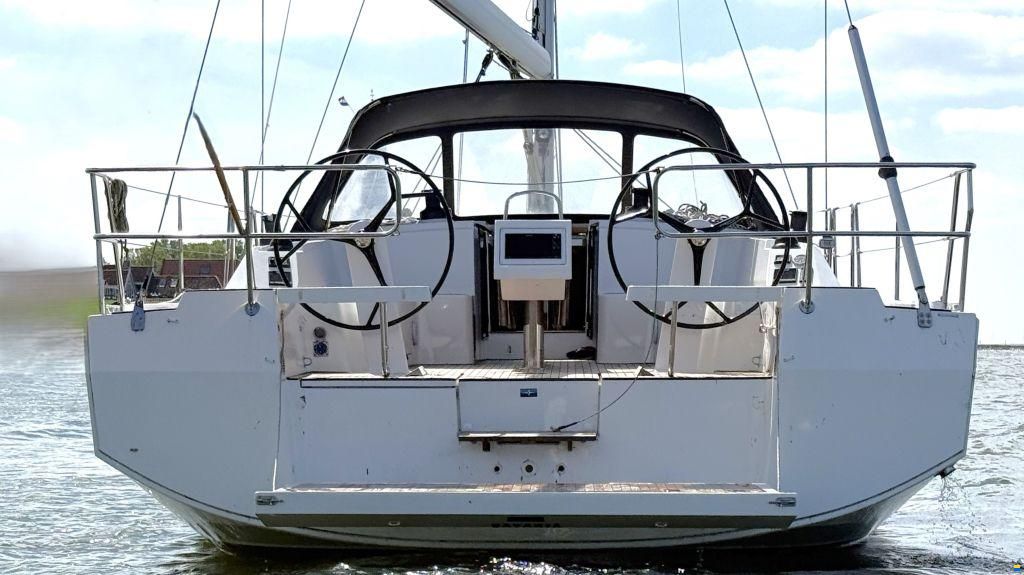 Bavaria C 42