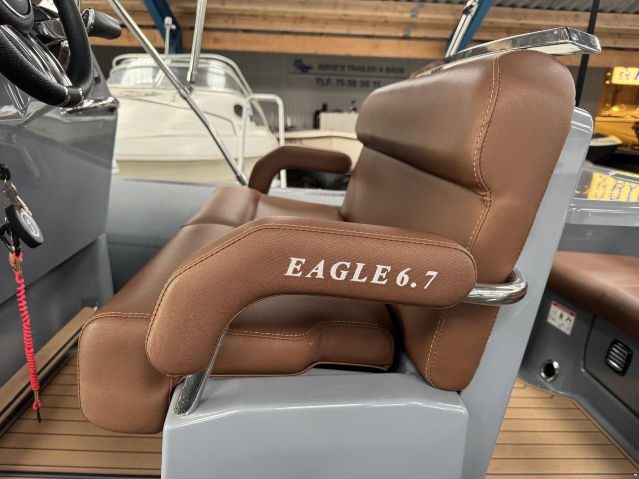 Brig Inflatable Boats Eagle 6,7 RIB med F225 hk Mercury-EFI 4