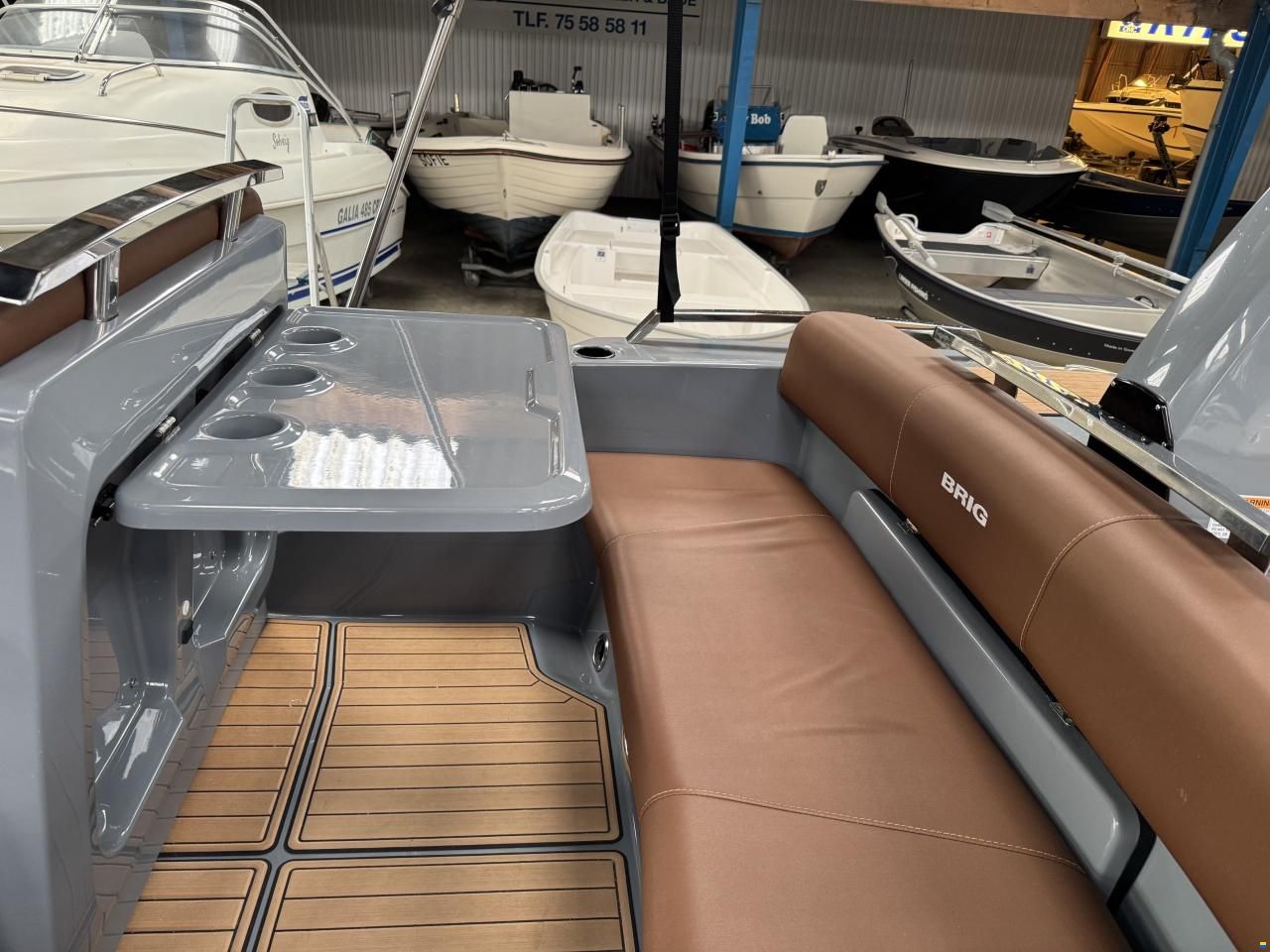 Brig Inflatable Boats Eagle 6,7 RIB med F225 hk Mercury-EFI 4