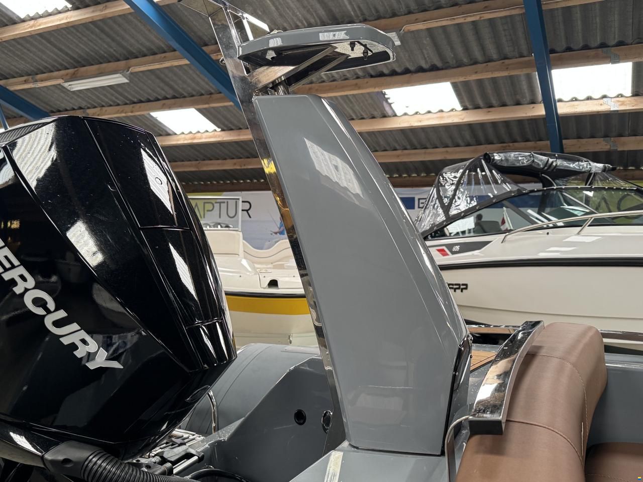 Brig Inflatable Boats Eagle 6,7 RIB med F225 hk Mercury-EFI 4
