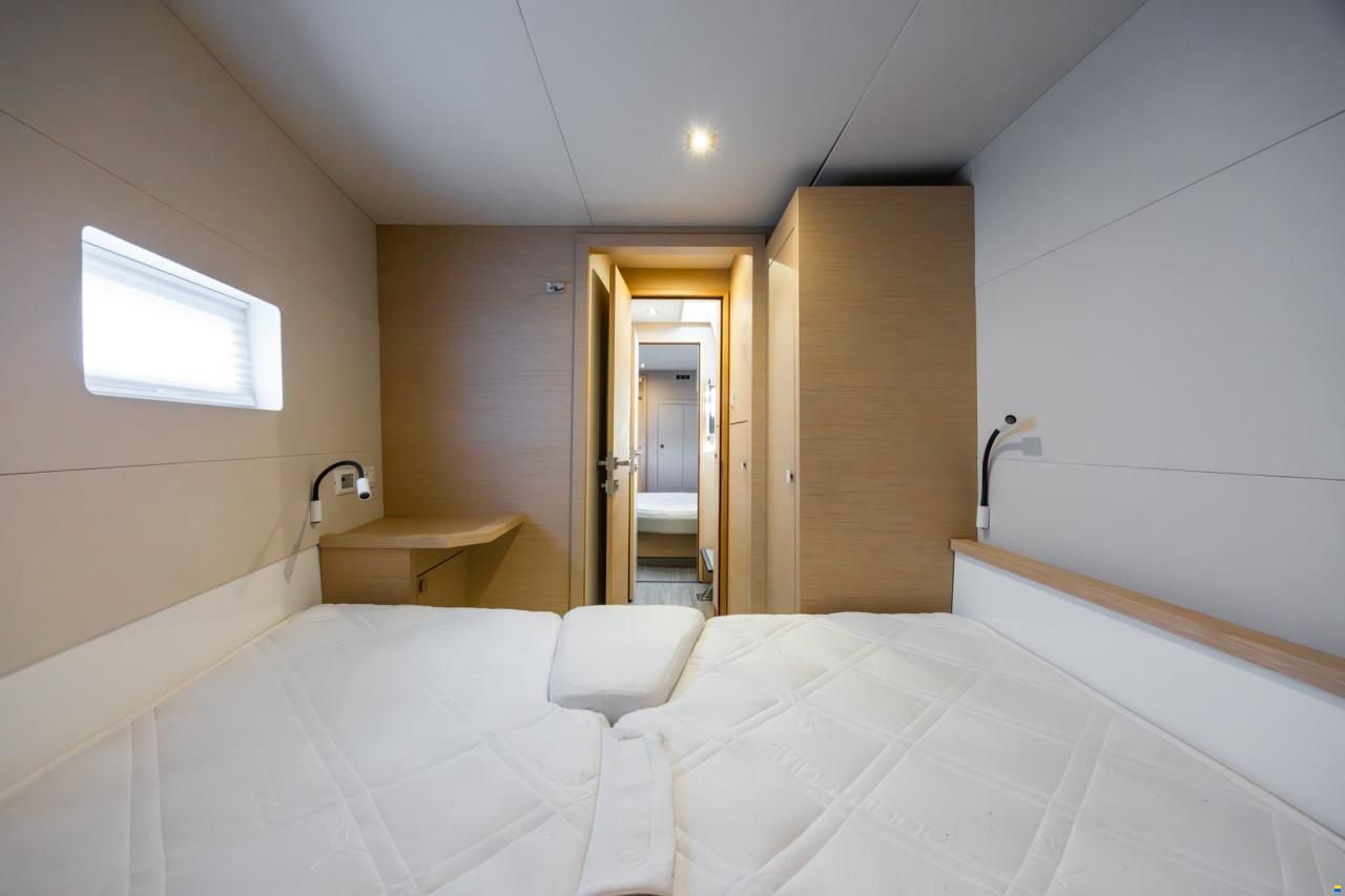 Fountaine Pajot MY 44