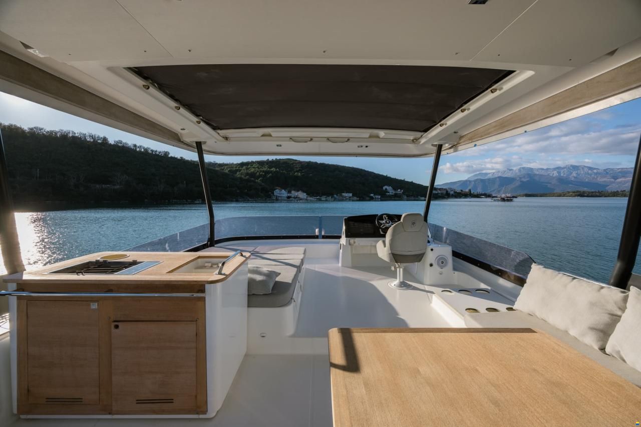 Fountaine Pajot MY 44