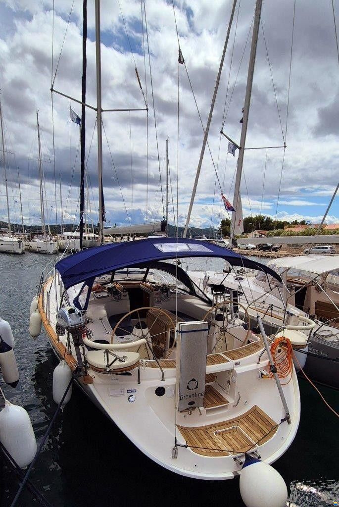 Bavaria 44