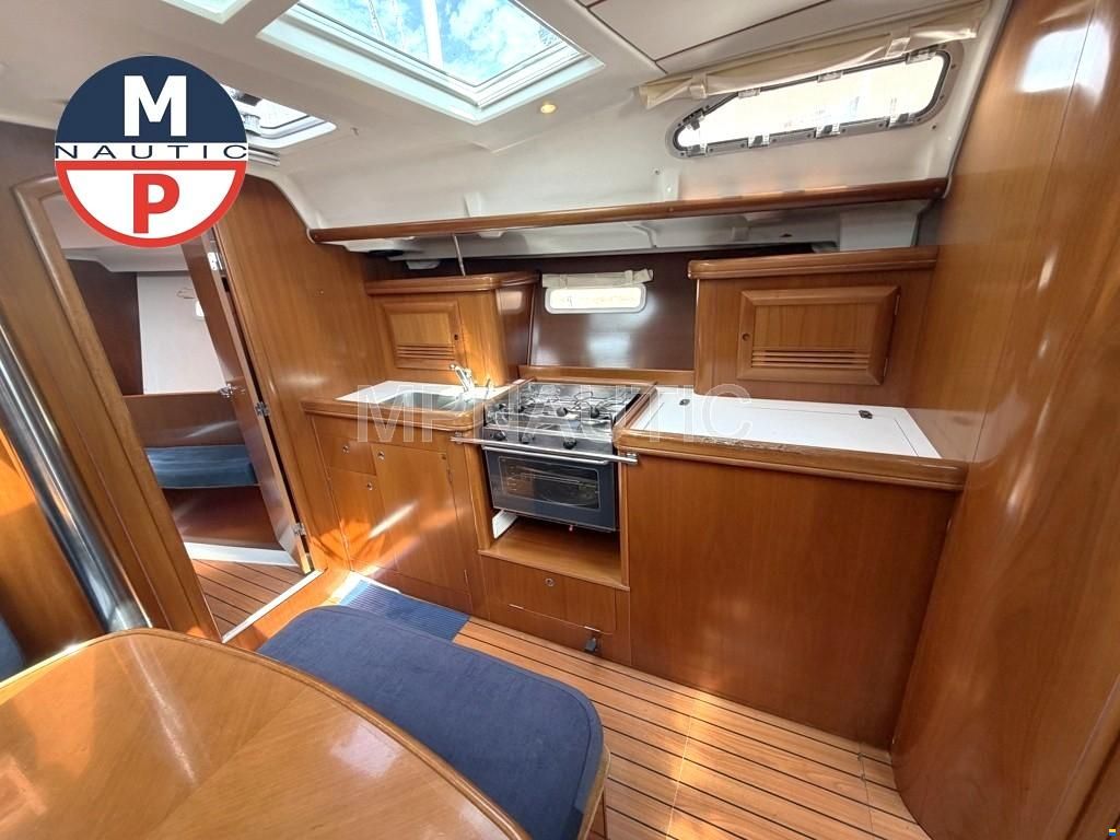 Beneteau Oceanis 393