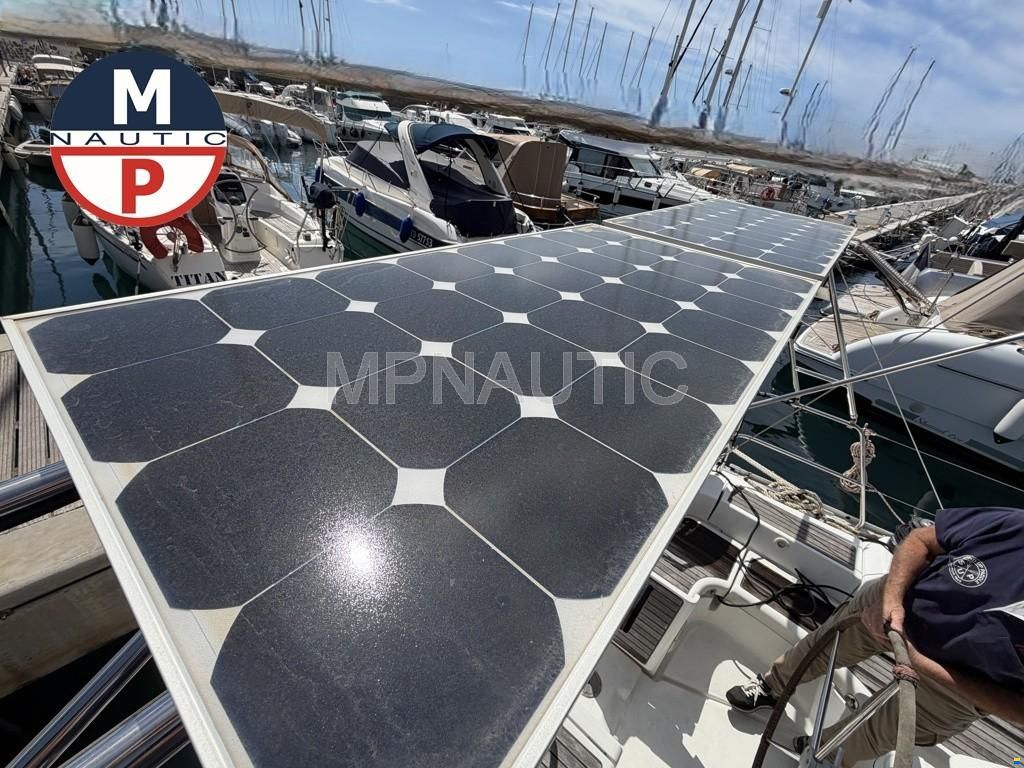 Beneteau Oceanis 393