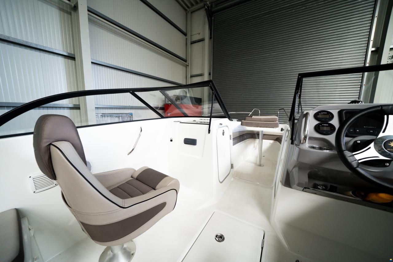 Jeanneau Cap Camarat 6.5 BR