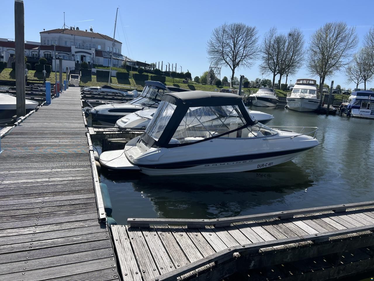 Bayliner 2052 LX Capri