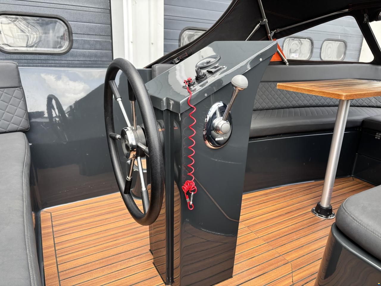 Maxima 600 Tender