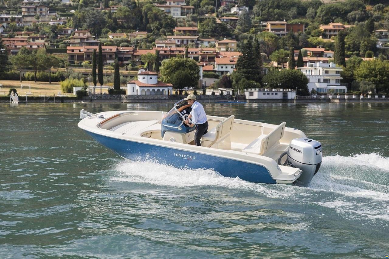 Invictus 200FX