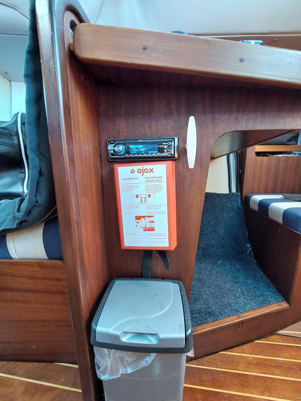 Jeanneau Fantasia 27