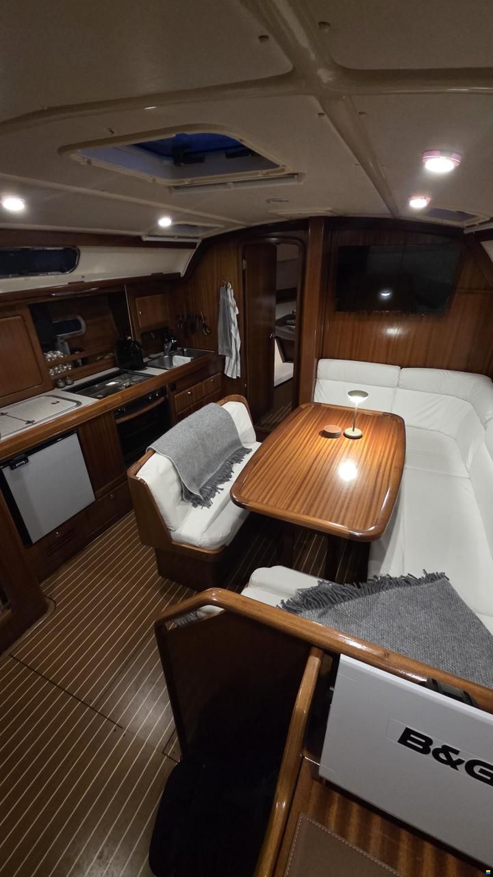 Bavaria 40-3