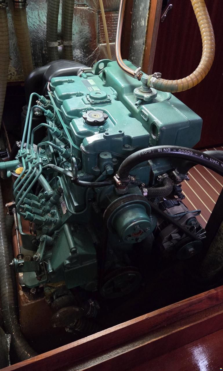 Bavaria 40-3