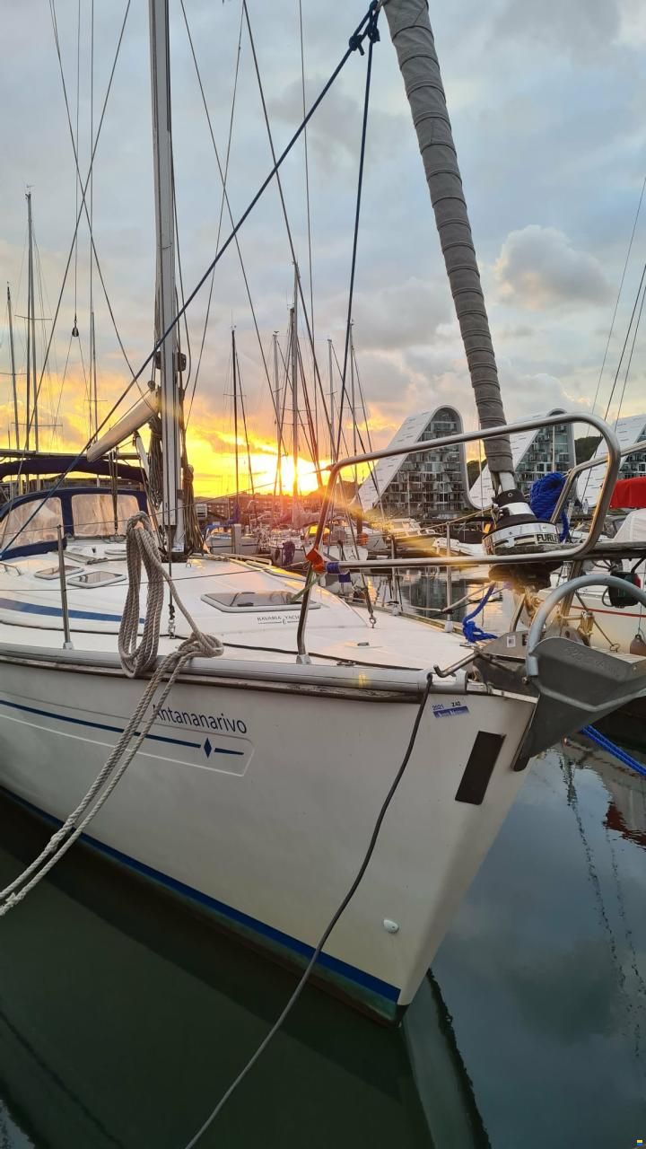Bavaria 40-3