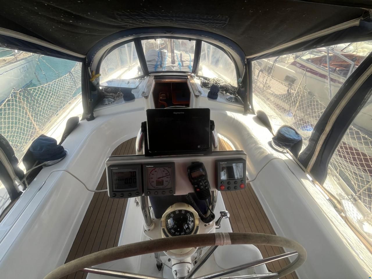 Dufour 38 Classic