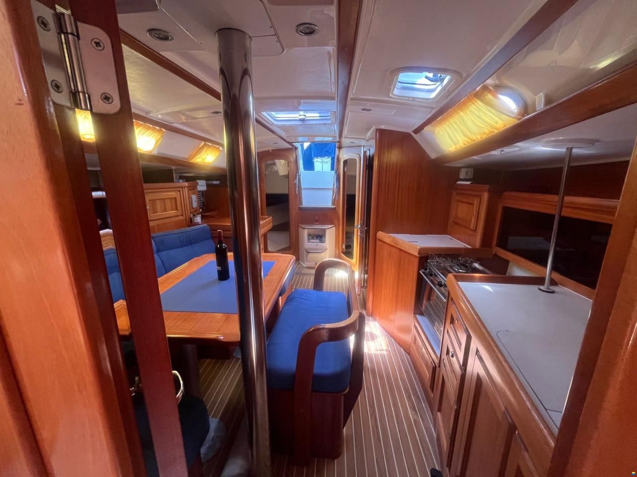Dufour 38 Classic
