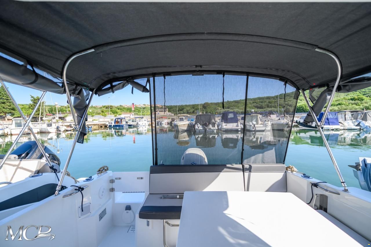 Jeanneau Merry Fisher 795