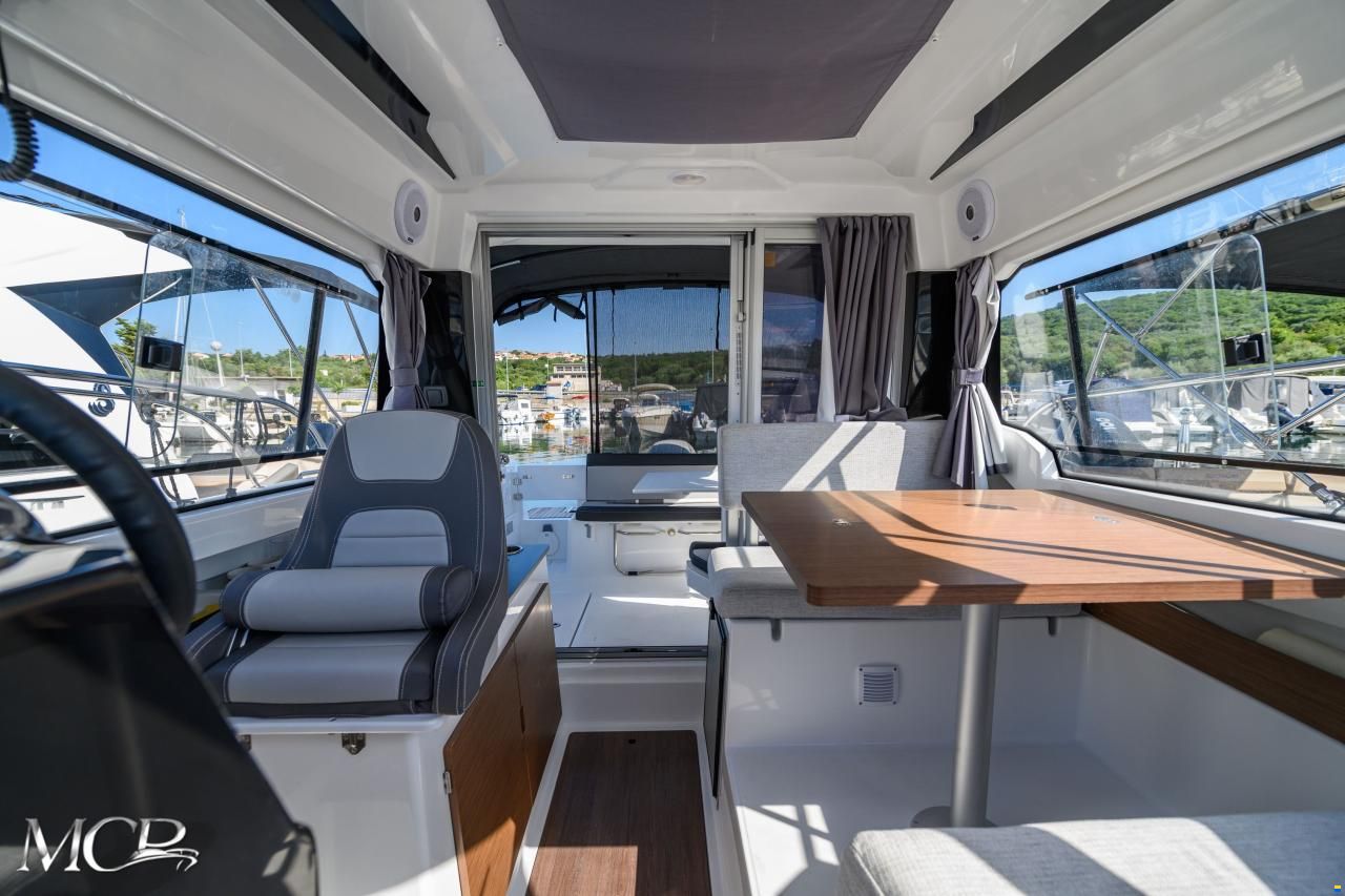 Jeanneau Merry Fisher 795