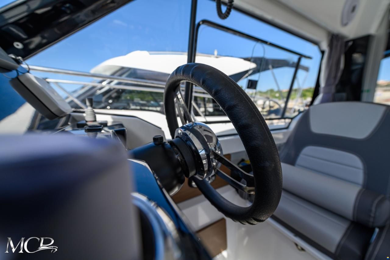 Jeanneau Merry Fisher 795
