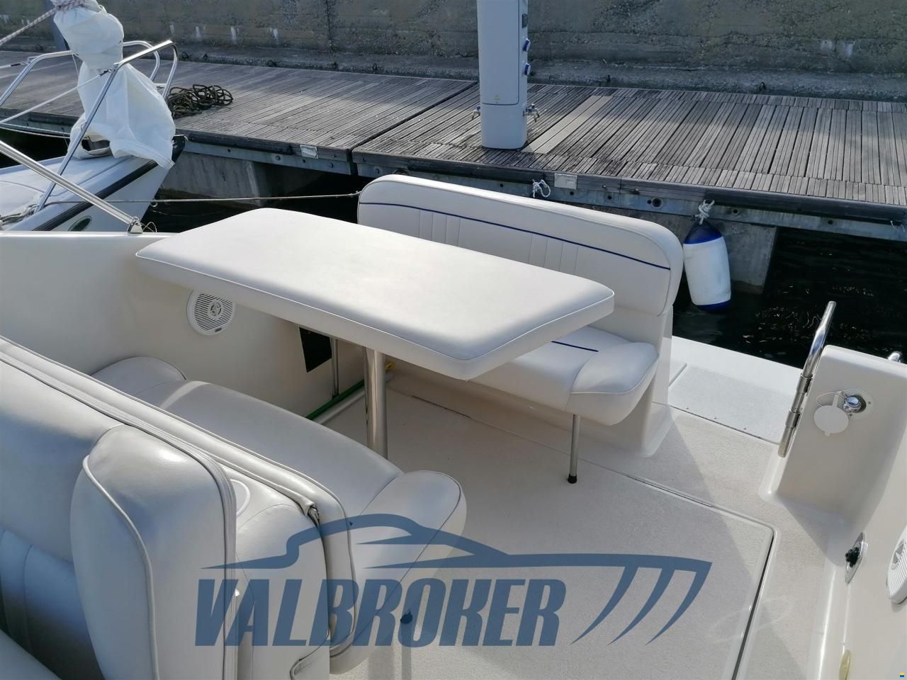 Crownline 268 CR